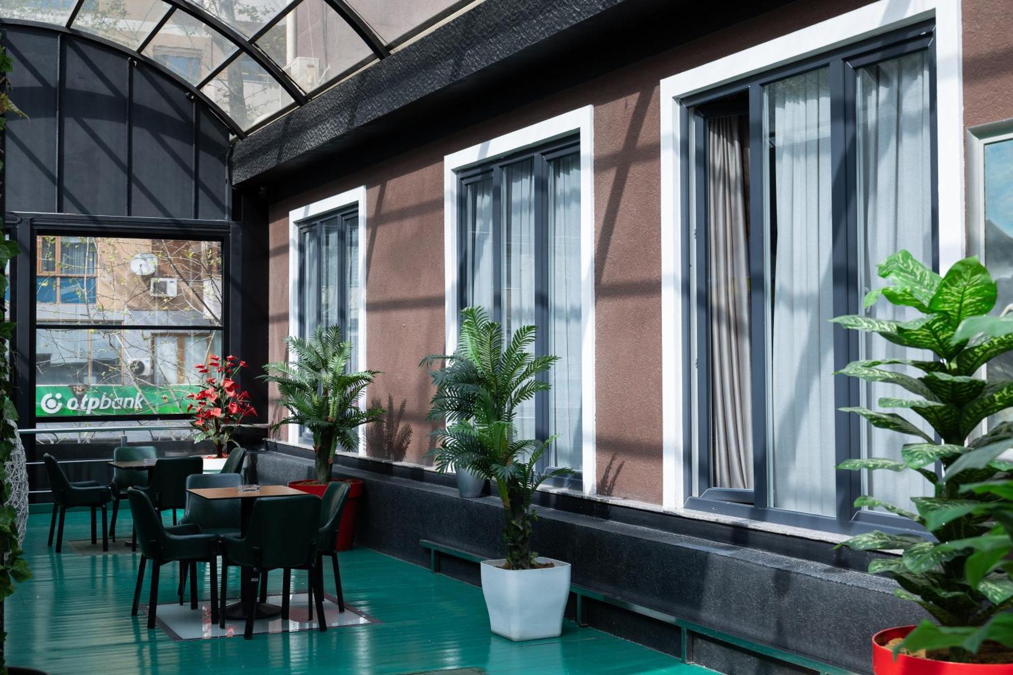 4R Colombo Hotel Tirana Exteriér fotografie