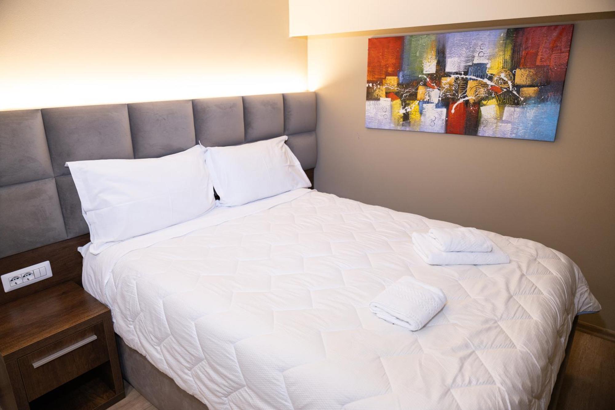 4R Colombo Hotel Tirana Exteriér fotografie